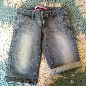 Cute jean shorts
